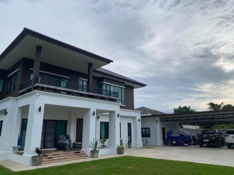 4 卧室 独立房屋  在  - Image 1