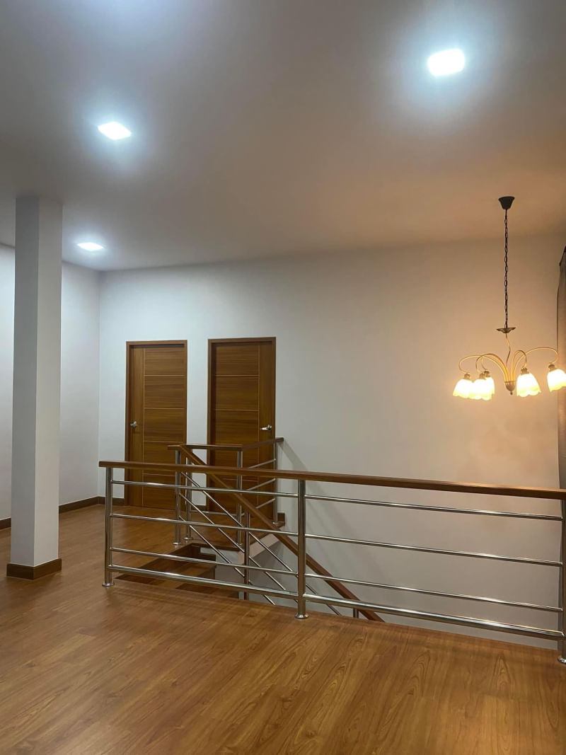 4 卧室 独立房屋  在  - Image 9