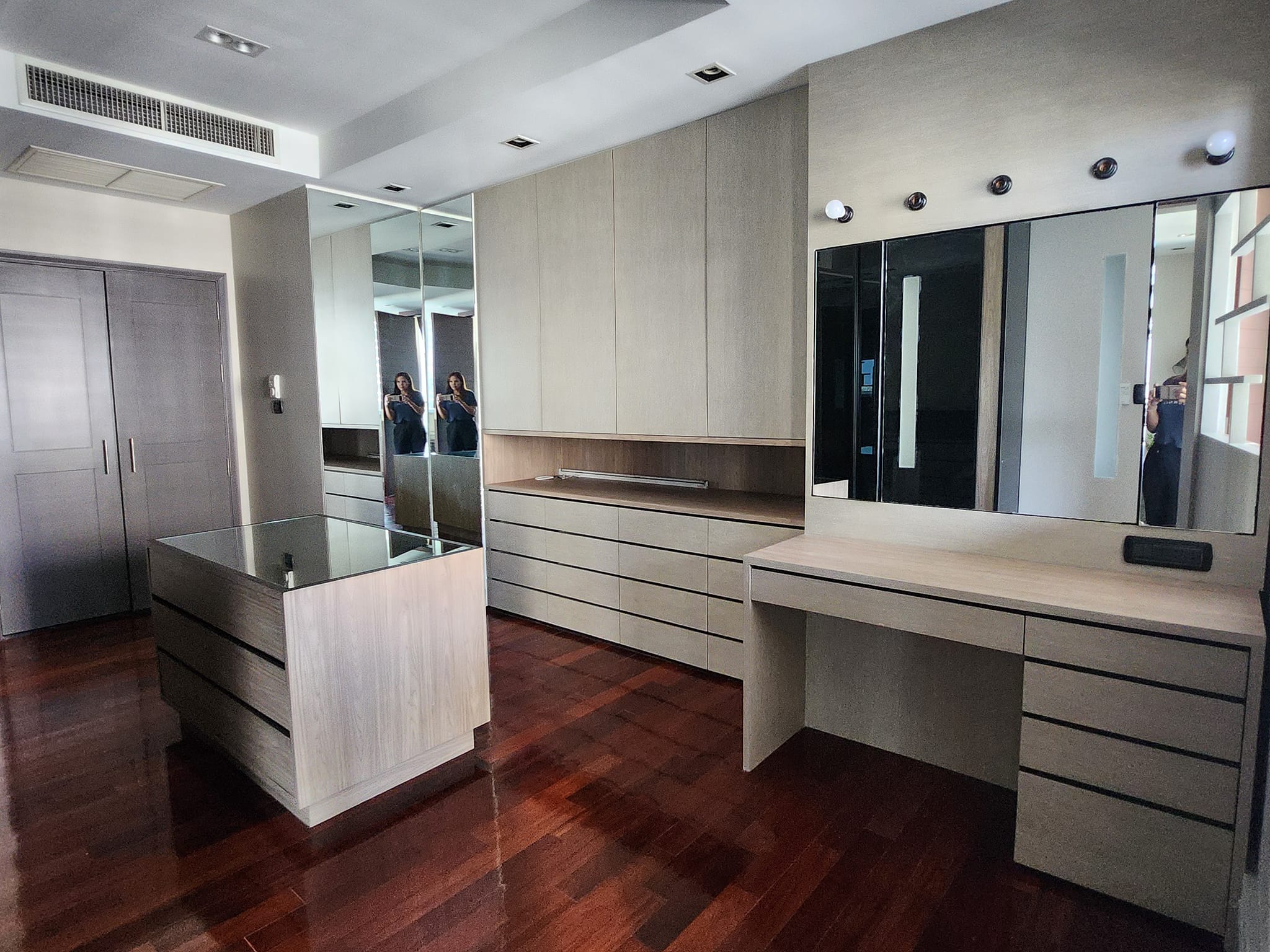 แอสคอทท์ สาธร - Image 25
