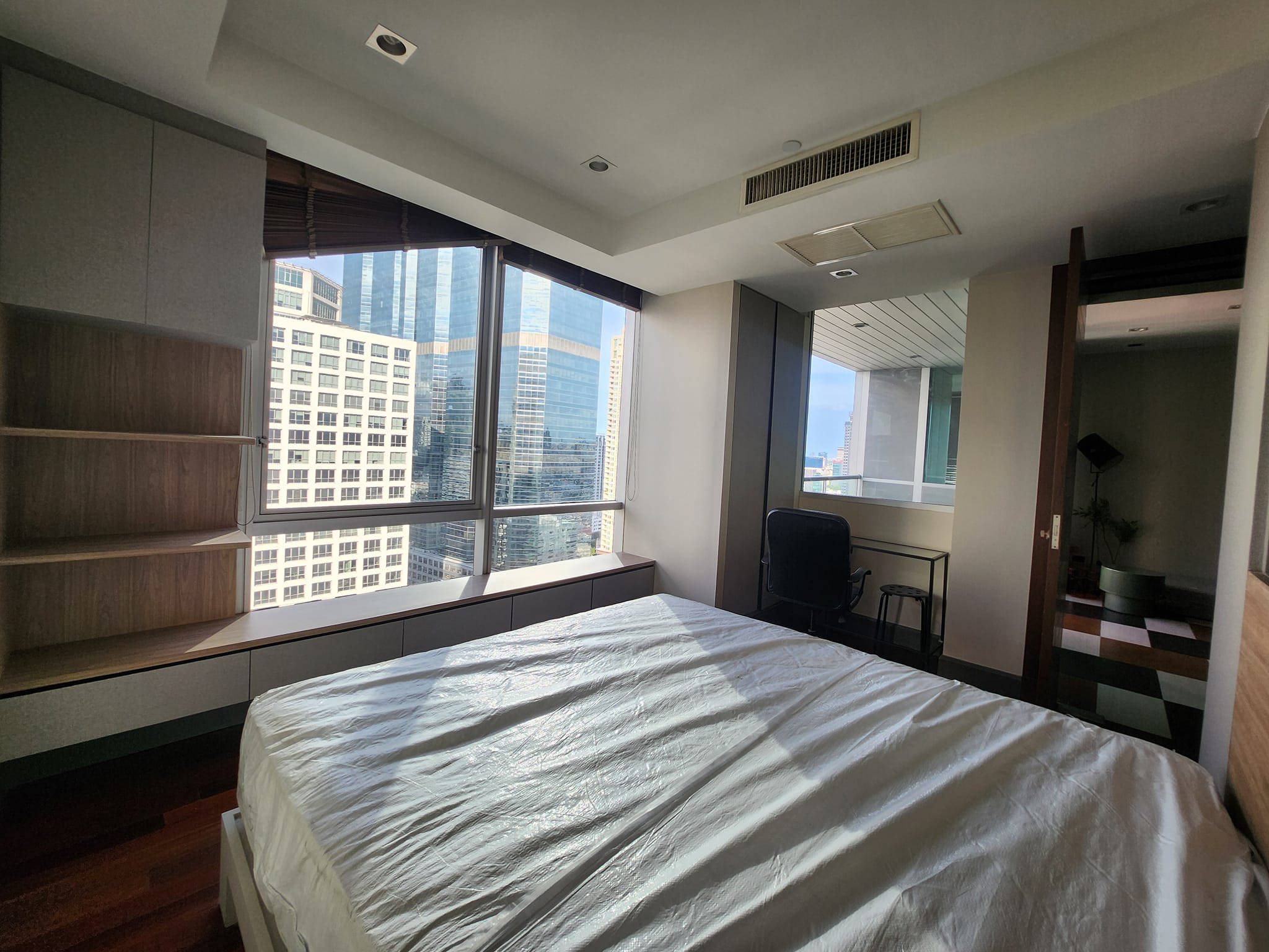 แอสคอทท์ สาธร - Image 12