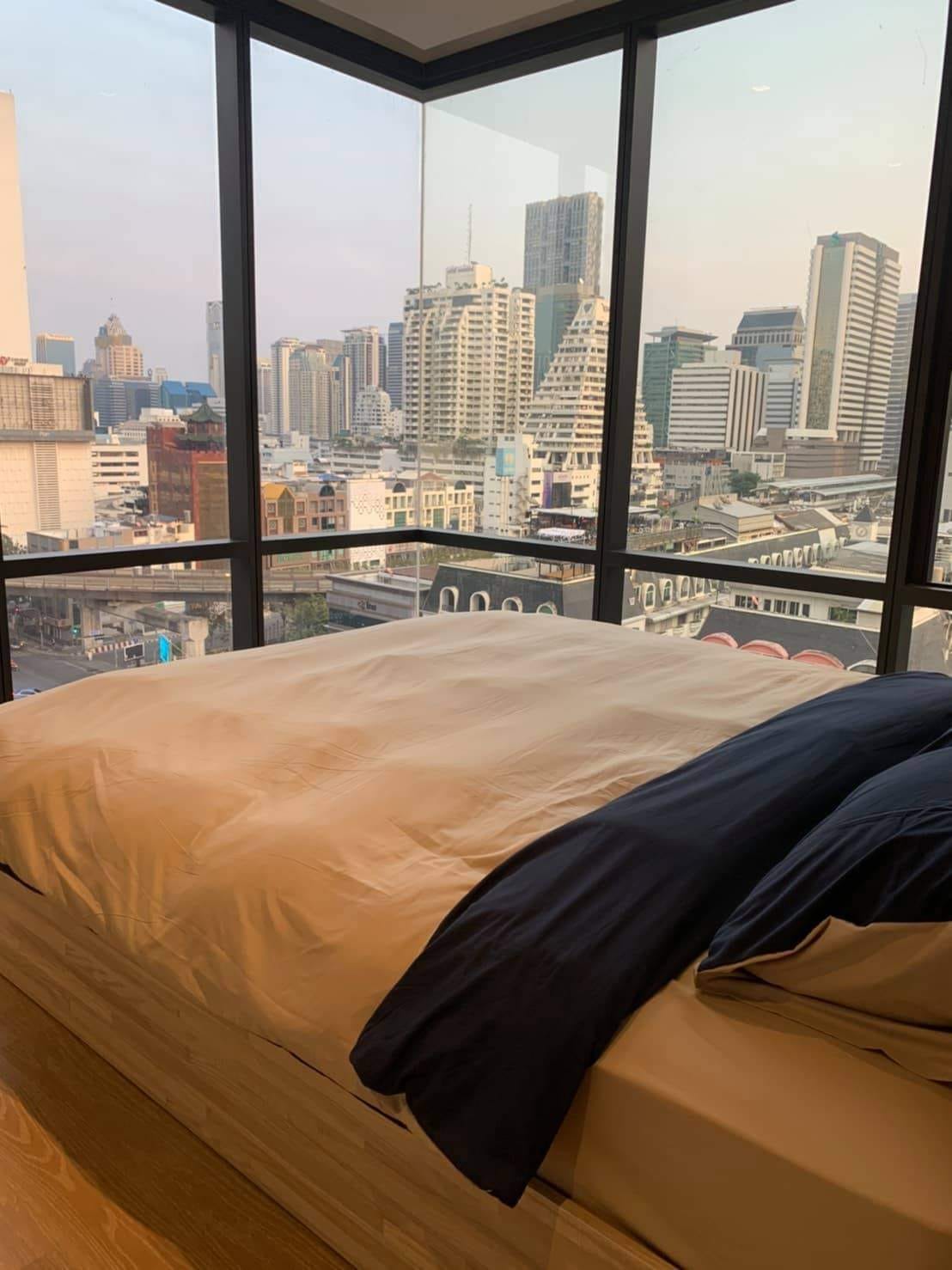 Ashton Silom - Image 3