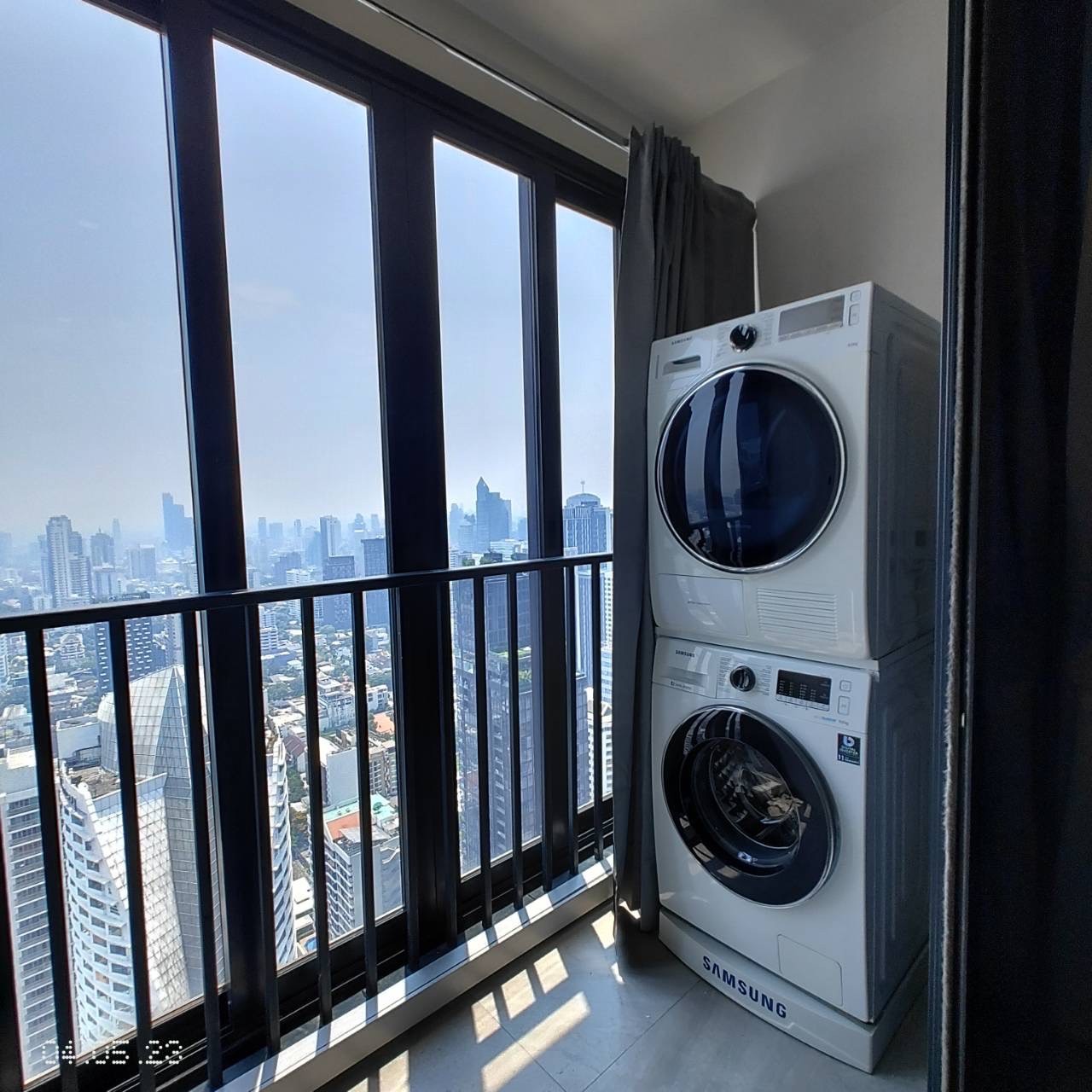 1 Bedroom Condo For Sale in Khlong Toei Nuea, Vadhana, Bangkok - Image 5