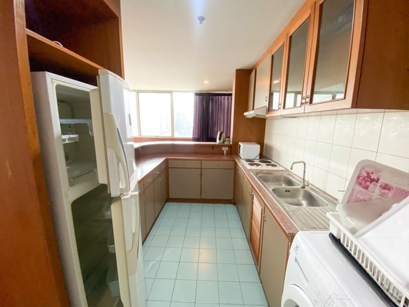2 Bedroom Condo For Sale in Khlong Toei Nuea, Vadhana, Bangkok - Image 5