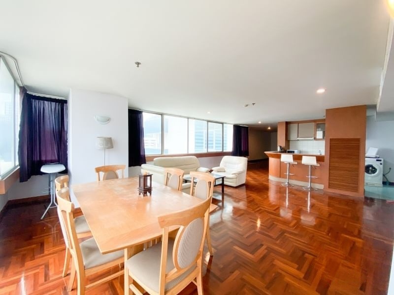 2 Bedroom Condo For Sale in Khlong Toei Nuea, Vadhana, Bangkok - Image 2