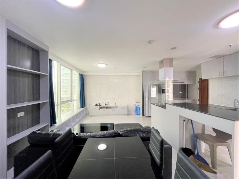 2 Bedroom Condo For Sale in Khlong Toei Nuea, Vadhana, Bangkok - Image 2