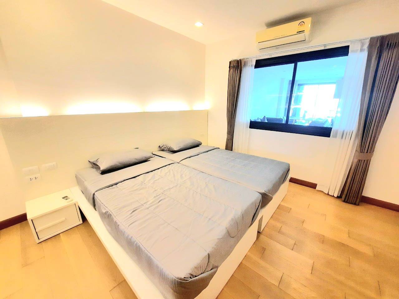 Astra Condo - Image 11