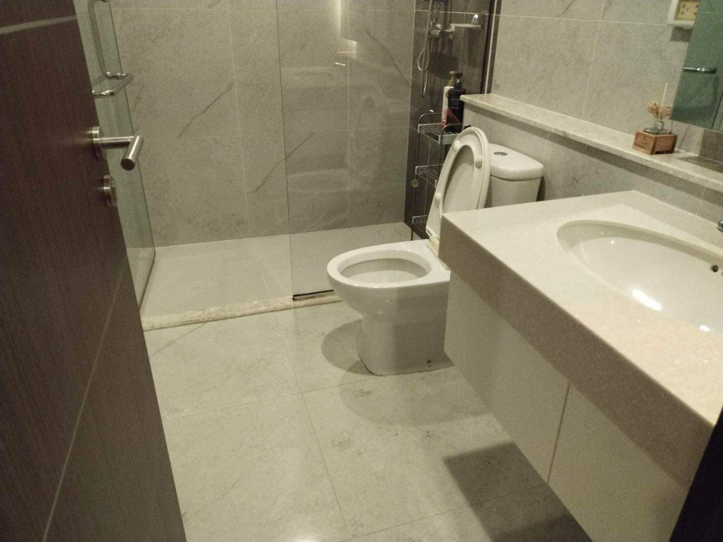 Astra Condo - Image 5
