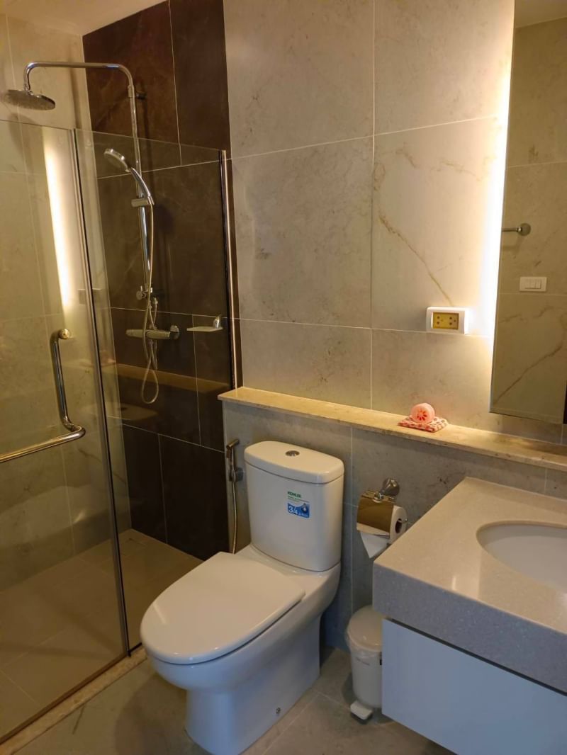Astra Condo - Image 7
