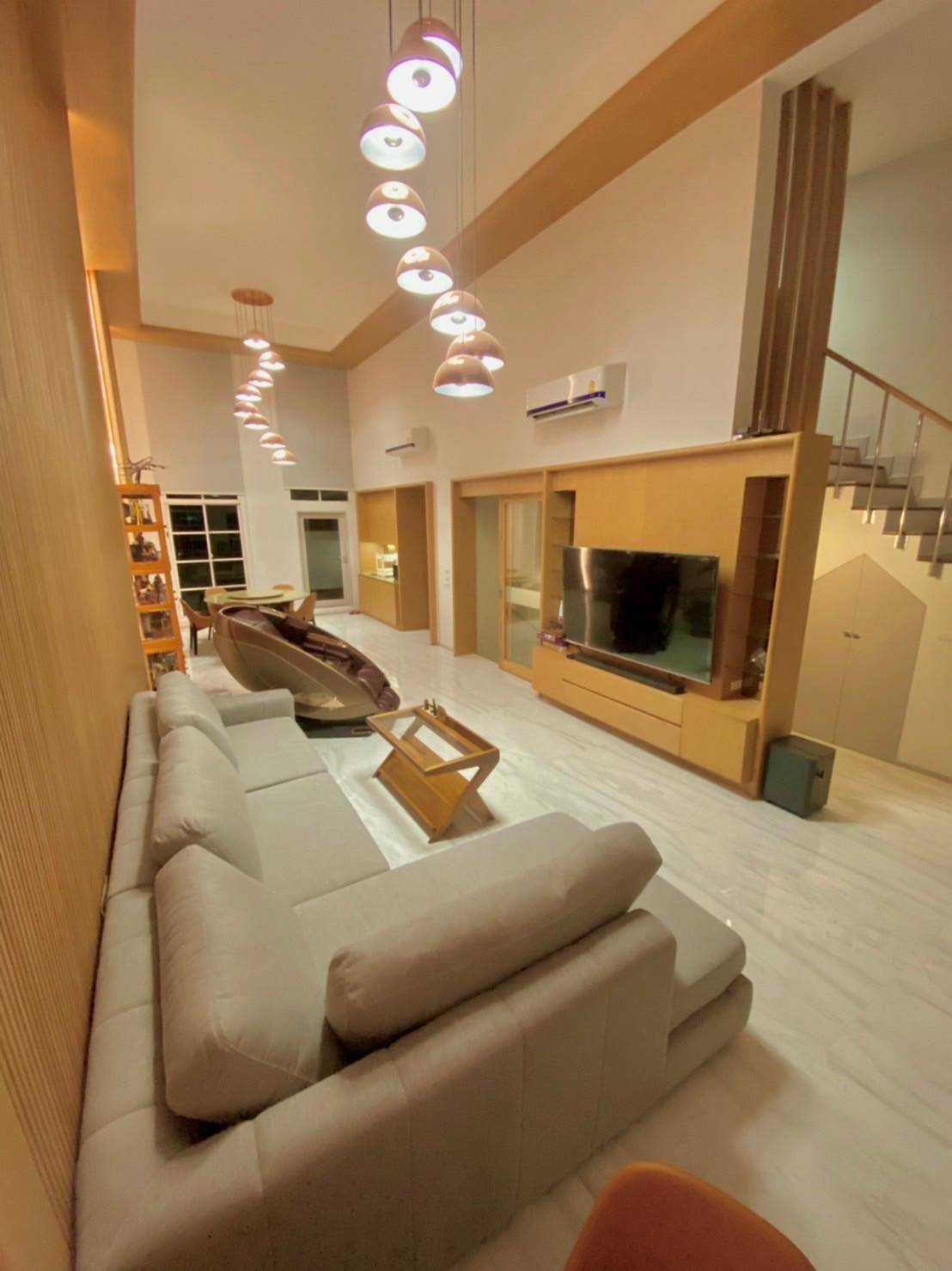4 Bedroom Townhouse For Sale in Bang Khlo, Bang Kho Laem, Bangkok - Image 2