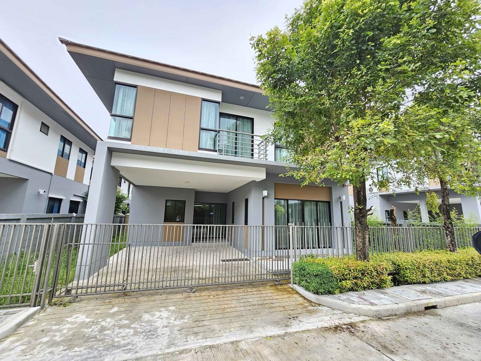 Baan Lumpini Suan Luang Rama 9 - Image 1