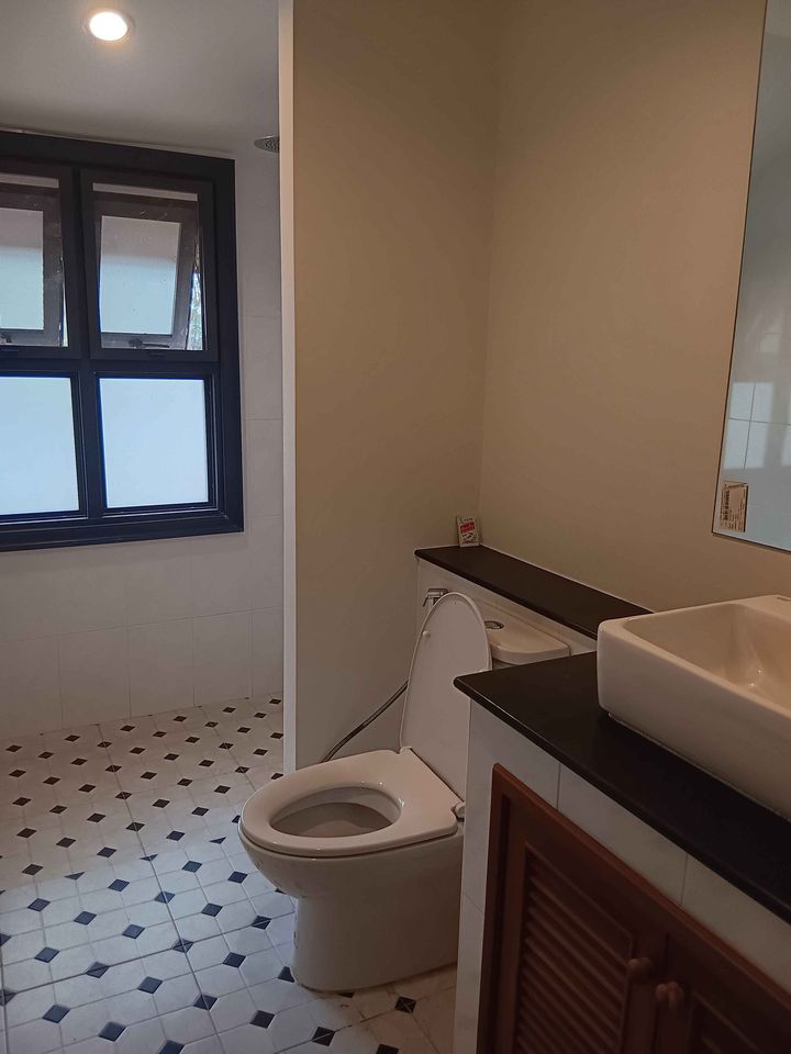 4 Bedroom House For Rent in Nong Khwai, Hang Dong, Chiang Mai - Image 9