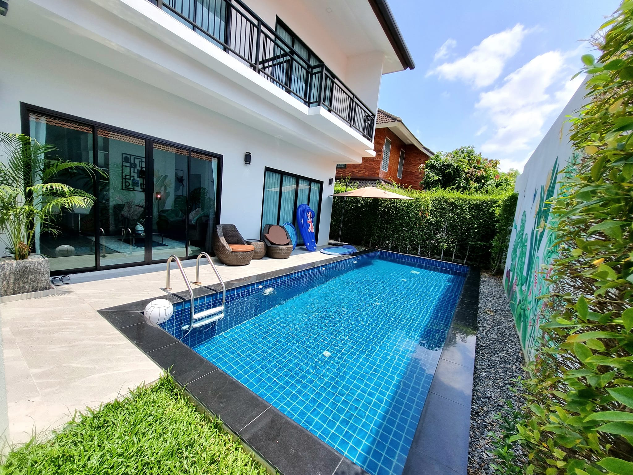 4 Bedroom House For Sale in Mae Hia, Mueang Chiang Mai, Chiang Mai - Image 1