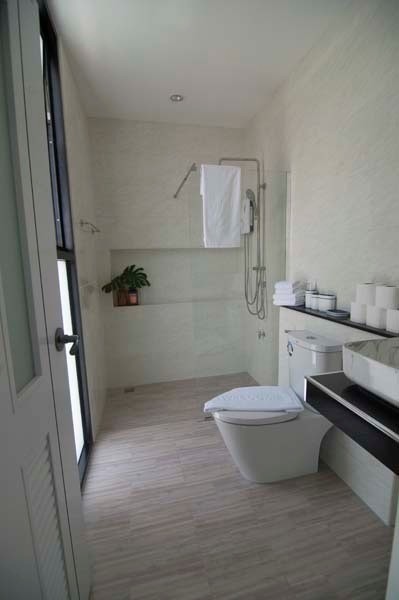 4 Bedroom House For Sale in San Phak Wan, Hang Dong, Chiang Mai - Image 9