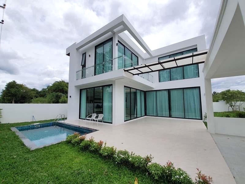 4 Bedroom House For Sale in San Phak Wan, Hang Dong, Chiang Mai - Image 1