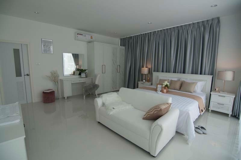 4 Bedroom House For Sale in San Phak Wan, Hang Dong, Chiang Mai - Image 7