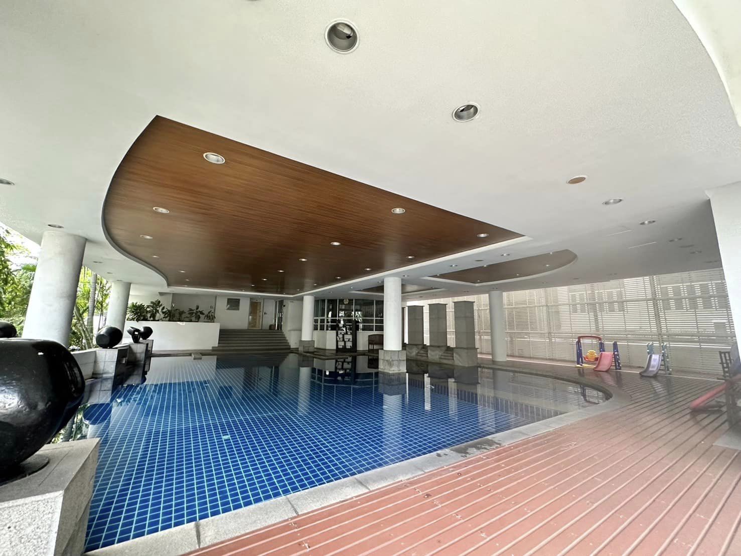 2 Bedroom Condo For Sale in Si Phraya, Bang Rak, Bangkok - Image 11