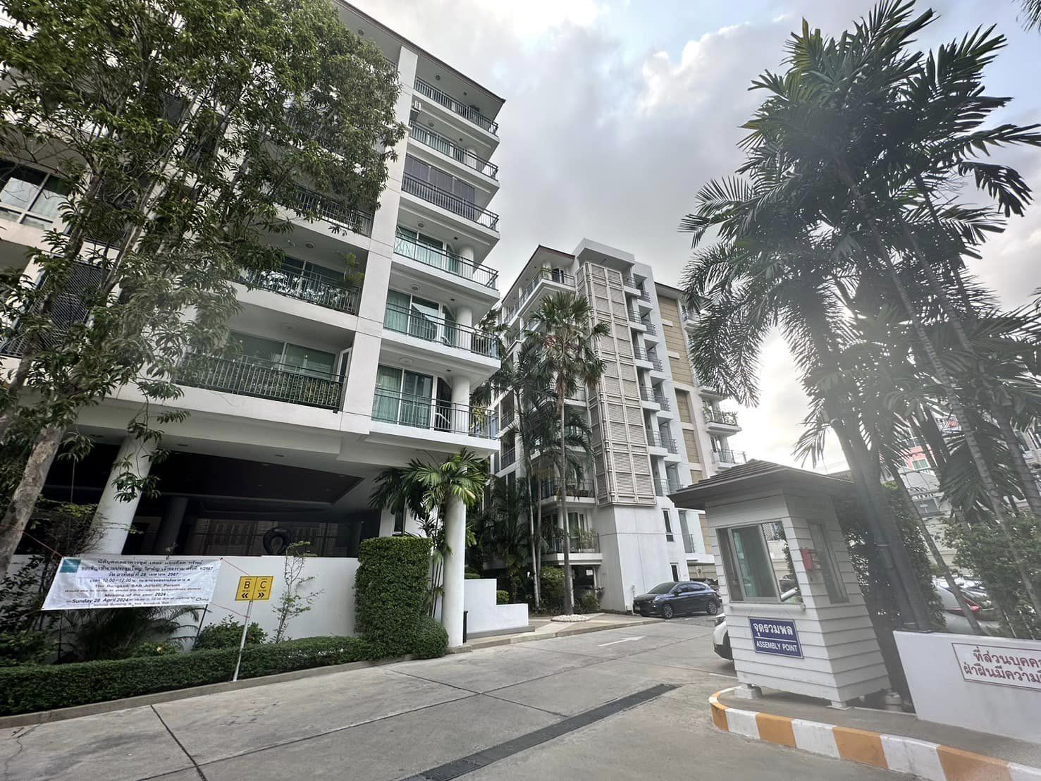 2 Bedroom Condo For Sale in Si Phraya, Bang Rak, Bangkok - Image 5