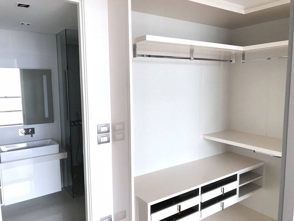 1 Bedroom Condo For Sale in Thung Wat Don, Sathon, Bangkok - Image 5