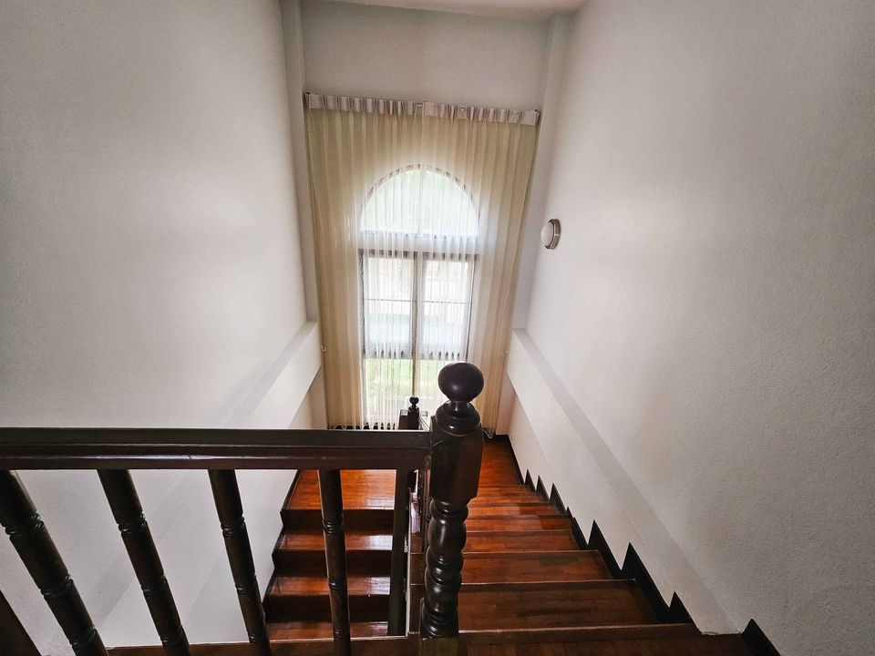 5 Bedroom House For Sale in Nong Khwai, Hang Dong, Chiang Mai - Image 15