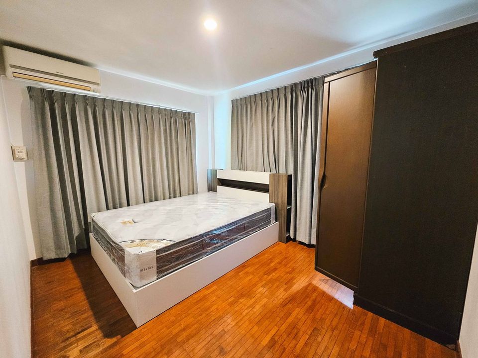 5 Bedroom House For Sale in Nong Khwai, Hang Dong, Chiang Mai - Image 13