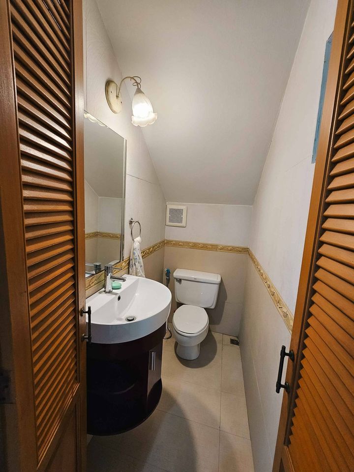5 Bedroom House For Sale in Nong Khwai, Hang Dong, Chiang Mai - Image 14