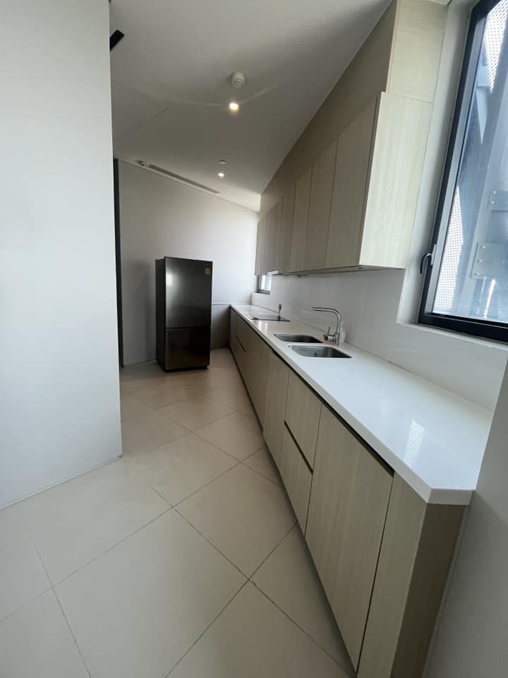 3 Bedroom Condo For Sale in Khlong San, Khlong San, Bangkok - Image 12