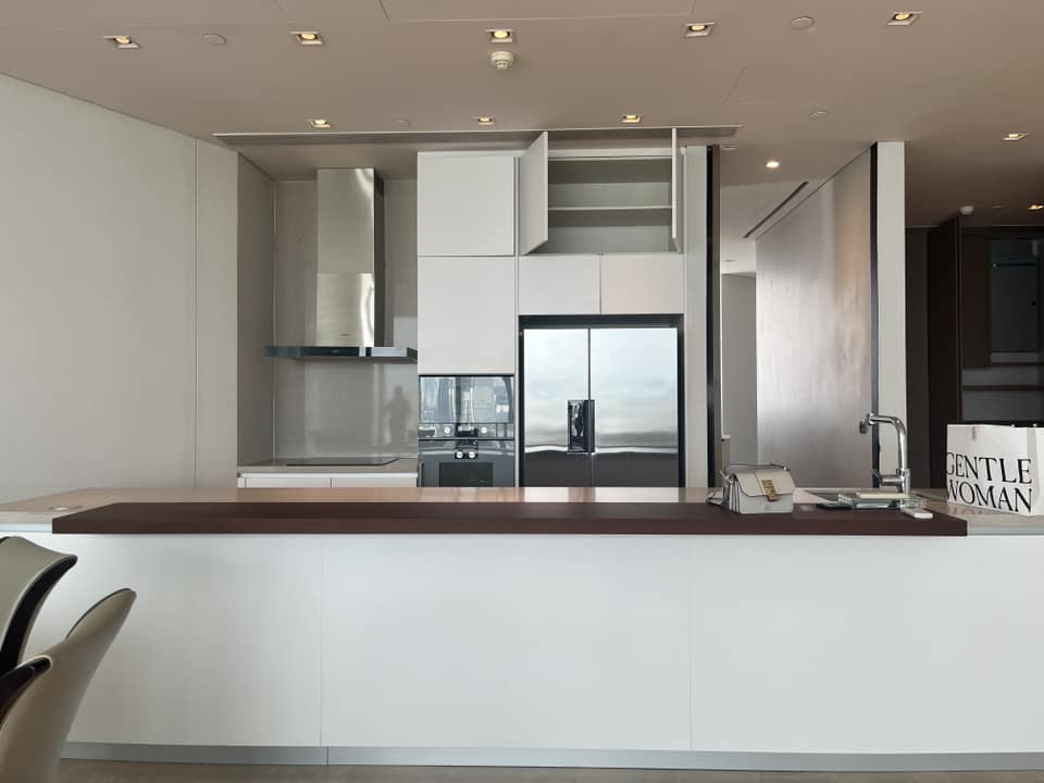 3 Bedroom Condo For Sale in Khlong San, Khlong San, Bangkok - Image 3