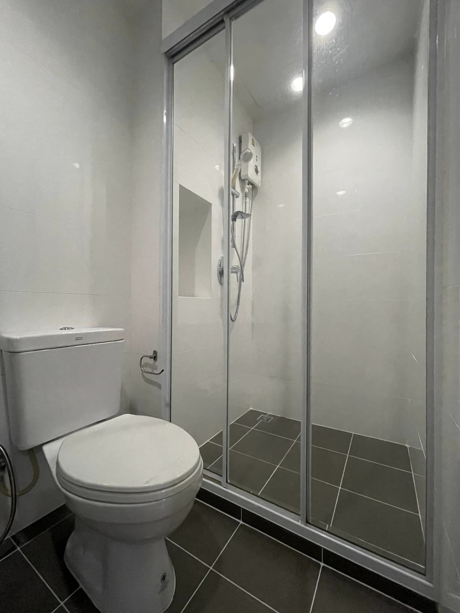 1 Bedroom Condo For Sale in Phra Khanong Nuea, Vadhana, Bangkok - Image 5