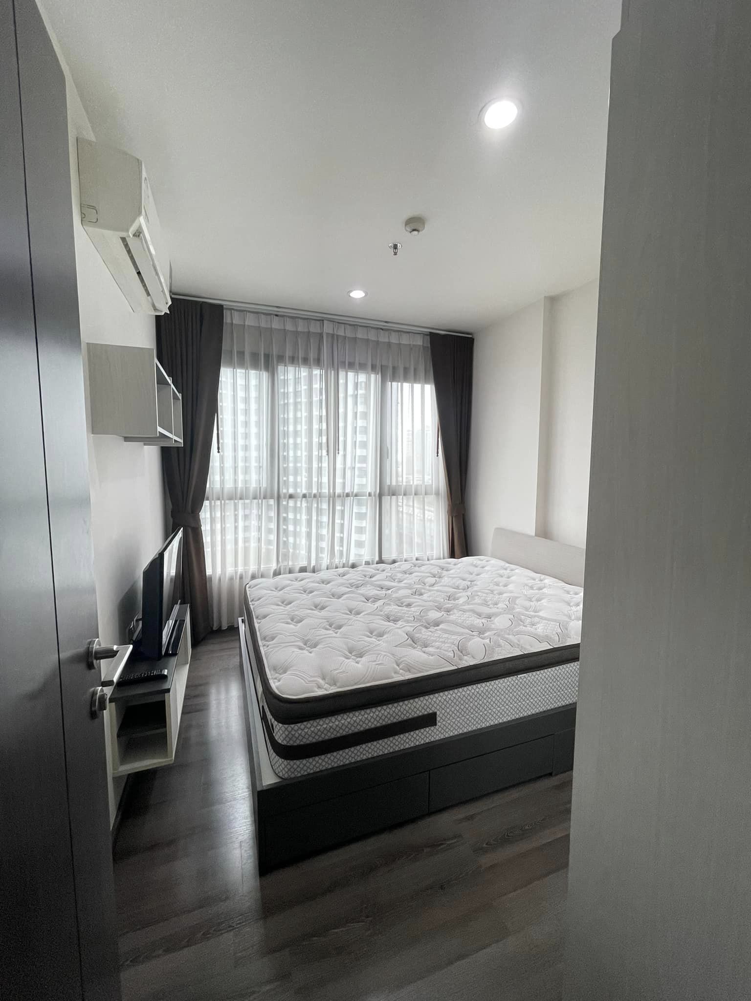 1 Bedroom Condo For Sale in Phra Khanong Nuea, Vadhana, Bangkok - Image 6
