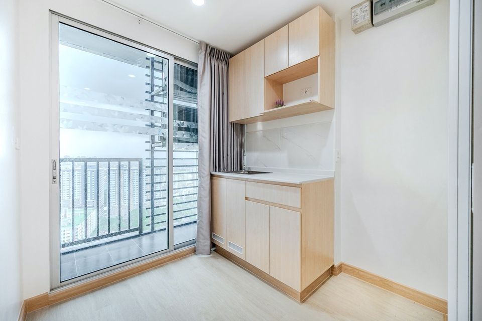 1 Bedroom Condo For Sale in Phra Khanong Nuea, Vadhana, Bangkok - Image 6