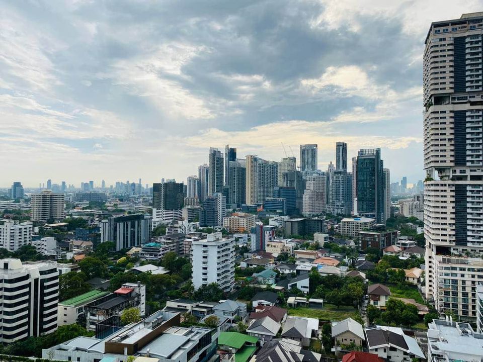 Beatniq Sukhumvit 32 - Image 10