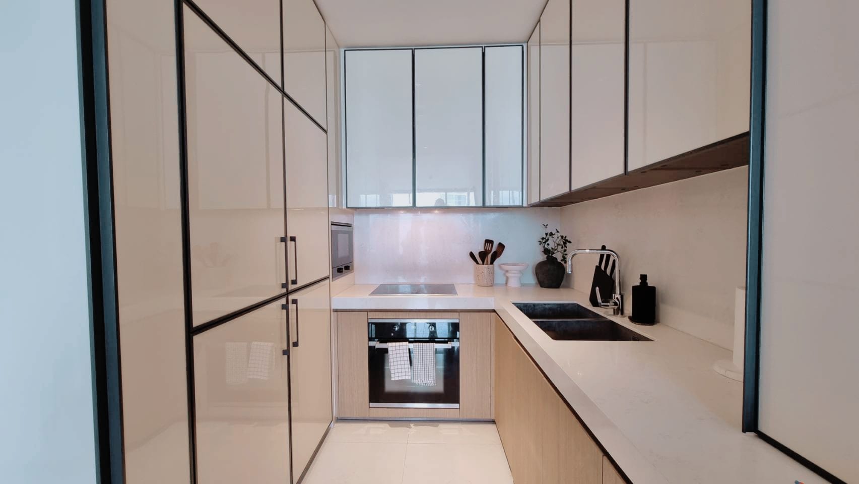 2 Bedroom Condo For Sale in Khlong Tan, Khlong Toei, Bangkok - Image 3