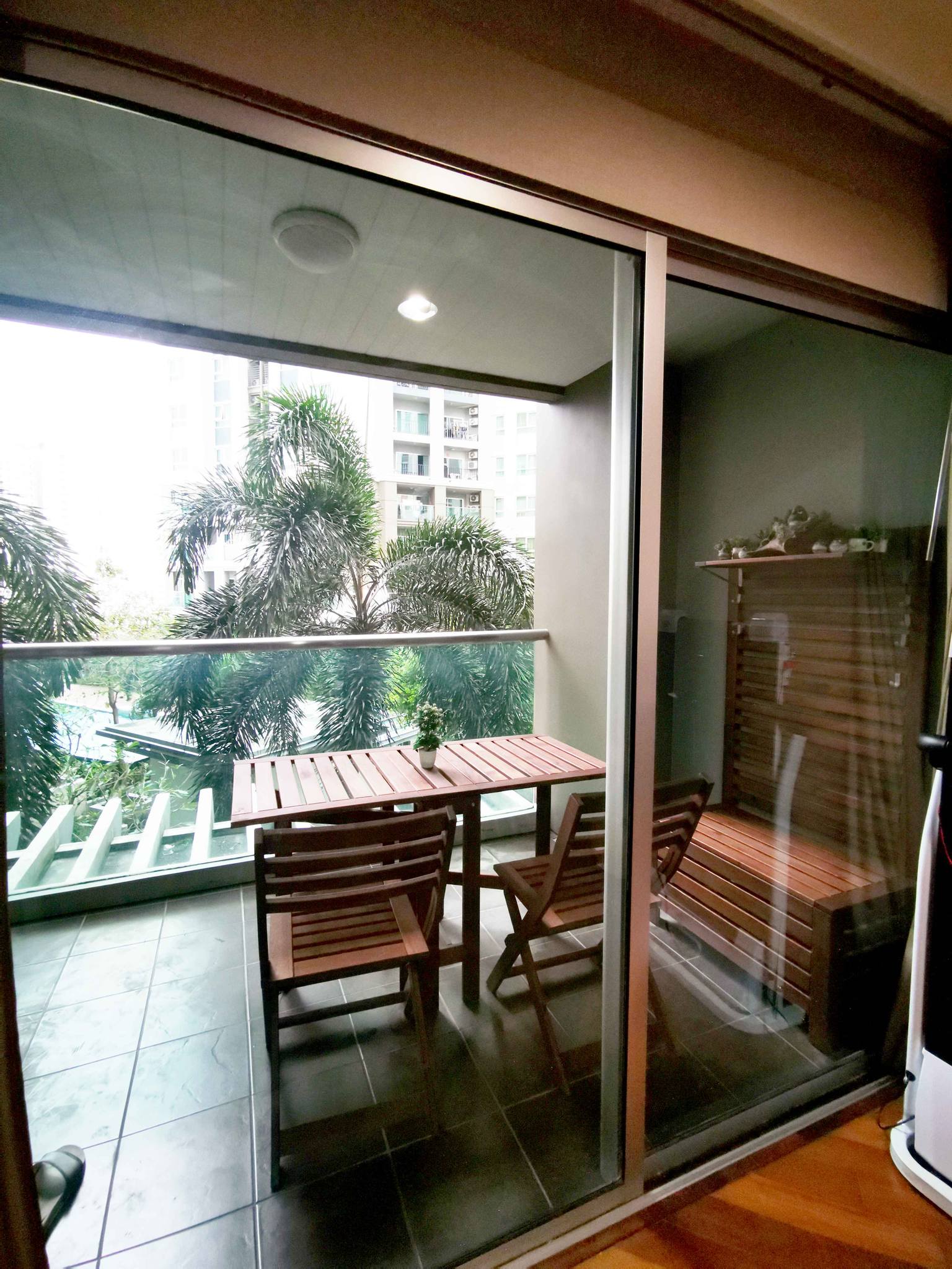 1 Bedroom Condo For Sale in Huai Khwang, Huai Khwang, Bangkok - Image 9