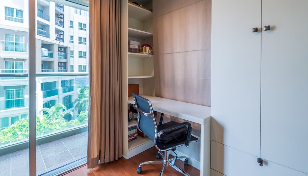 5 Bedroom Condo For Sale in Huai Khwang, Huai Khwang, Bangkok - Image 12