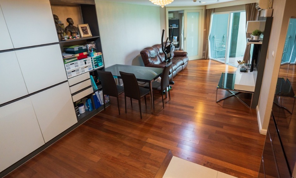 5 Bedroom Condo For Sale in Huai Khwang, Huai Khwang, Bangkok - Image 8