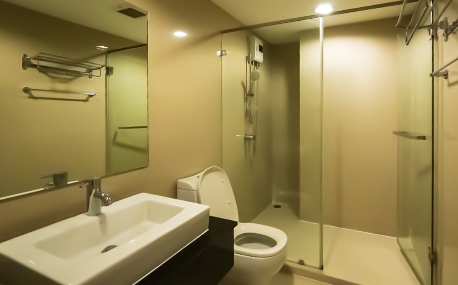 5 Bedroom Condo For Sale in Huai Khwang, Huai Khwang, Bangkok - Image 11