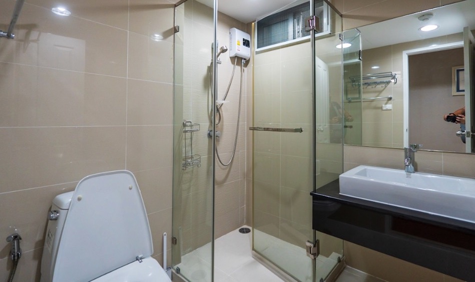 5 Bedroom Condo For Sale in Huai Khwang, Huai Khwang, Bangkok - Image 18