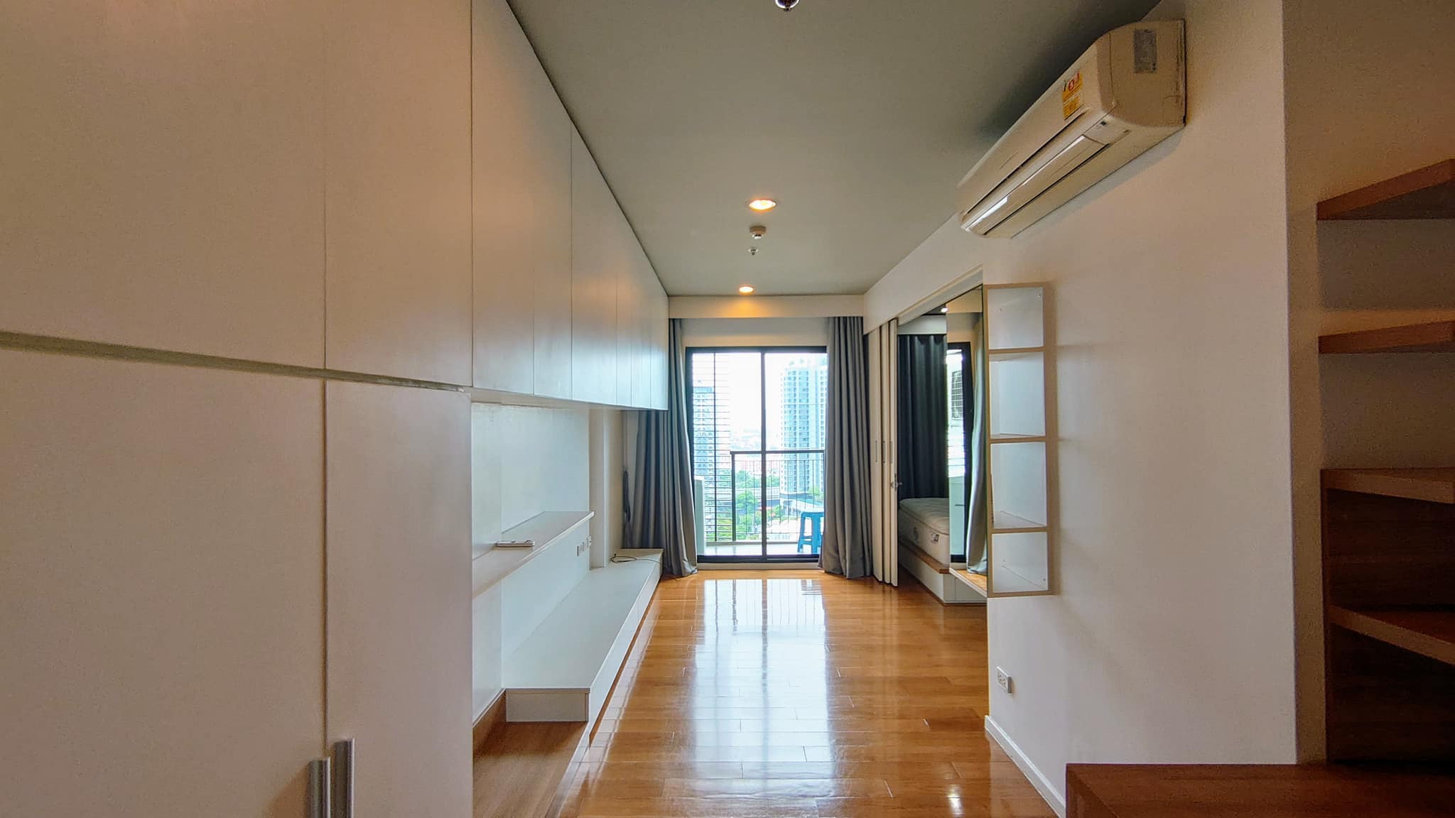 1 Bedroom Condo For Sale in Phra Khanong Nuea, Vadhana, Bangkok - Image 2