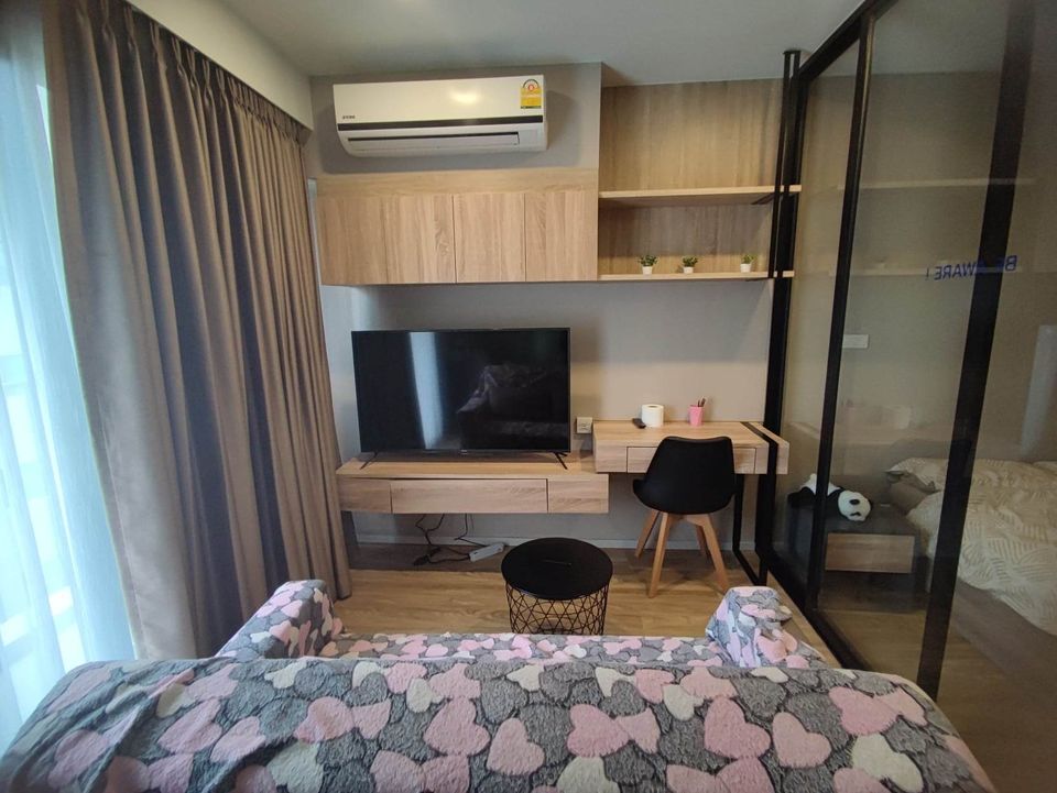 Blossom Condo Sathon-Charoen Rat - Image 1