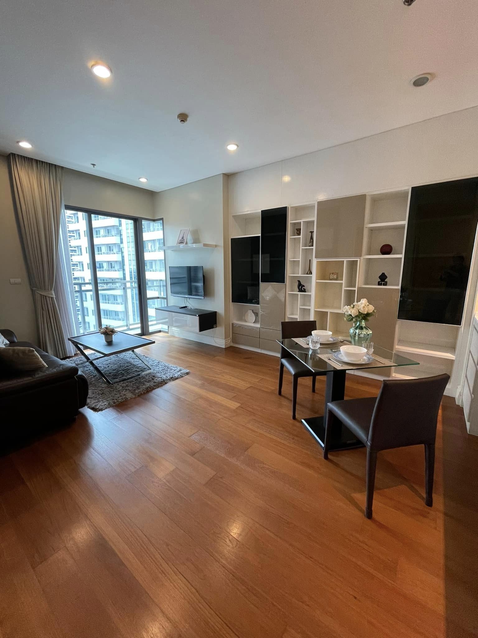 1 Bedroom Condo For Sale in Khlong Tan, Khlong Toei, Bangkok - Image 3