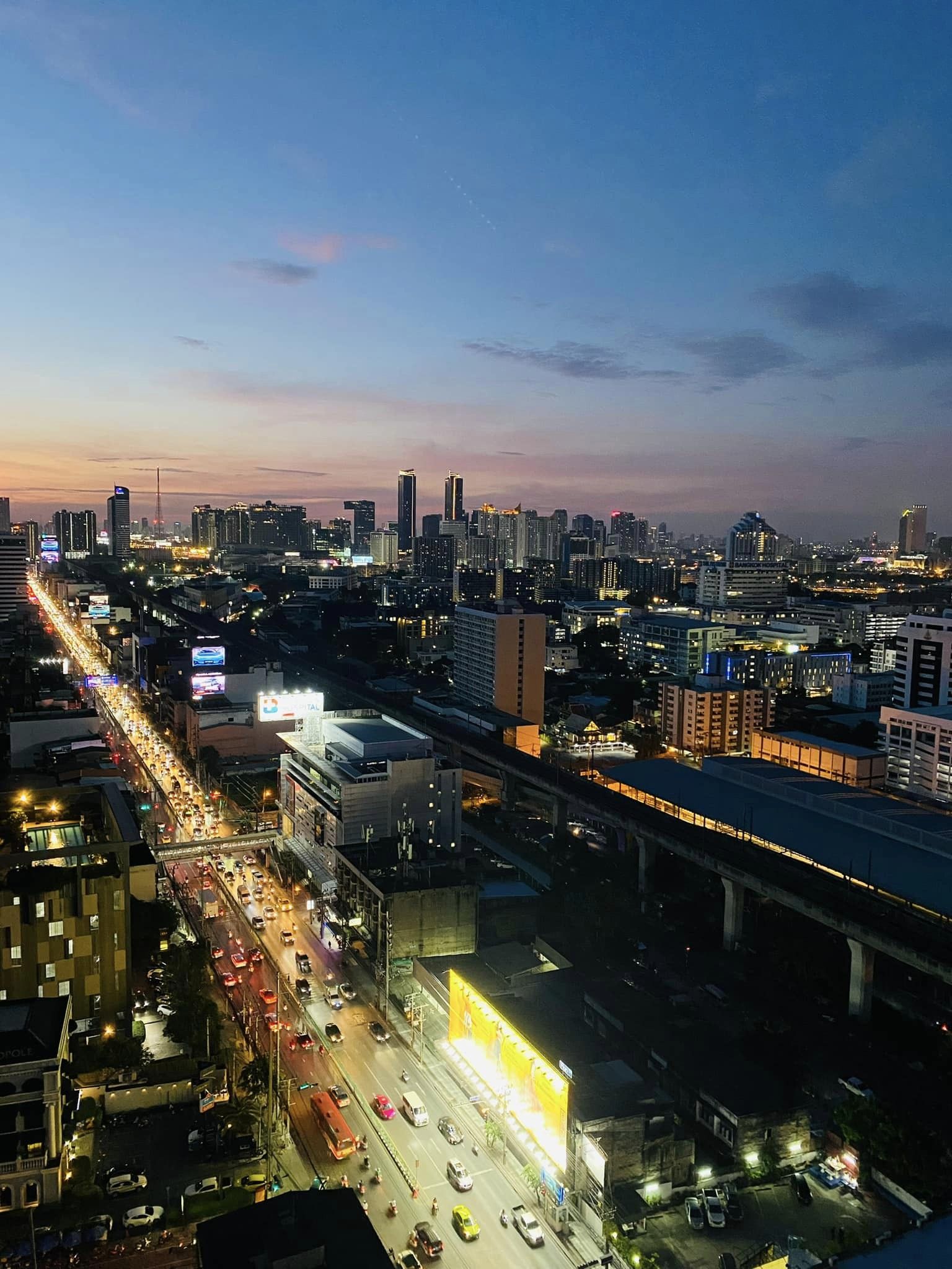 The Capital Ekamai-Thonglor - Image 10
