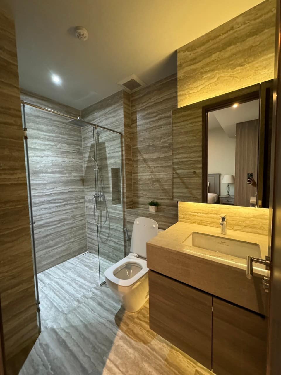 Celes Asoke - Image 4