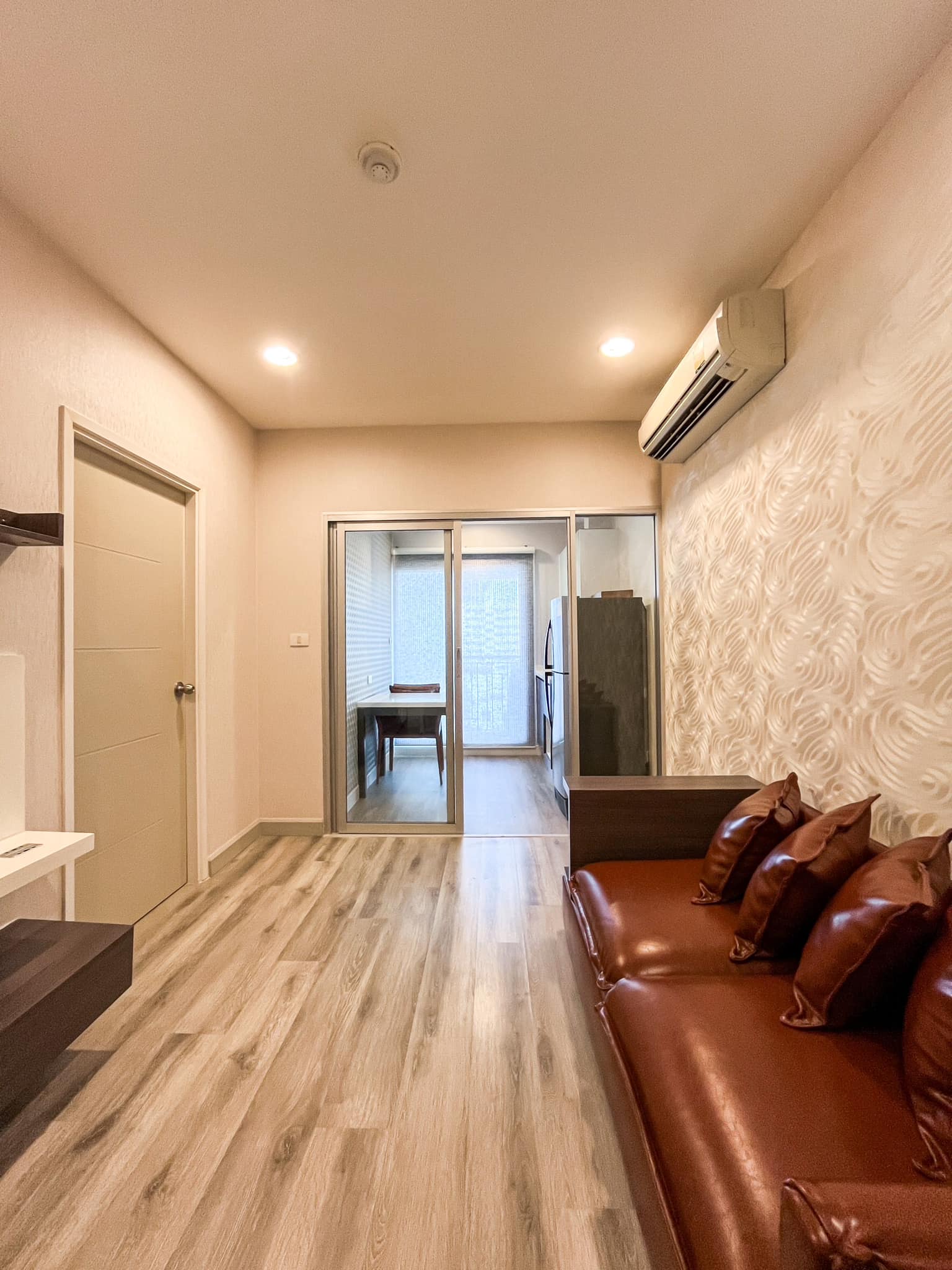 Centric Sathon-St Louis - Image 1