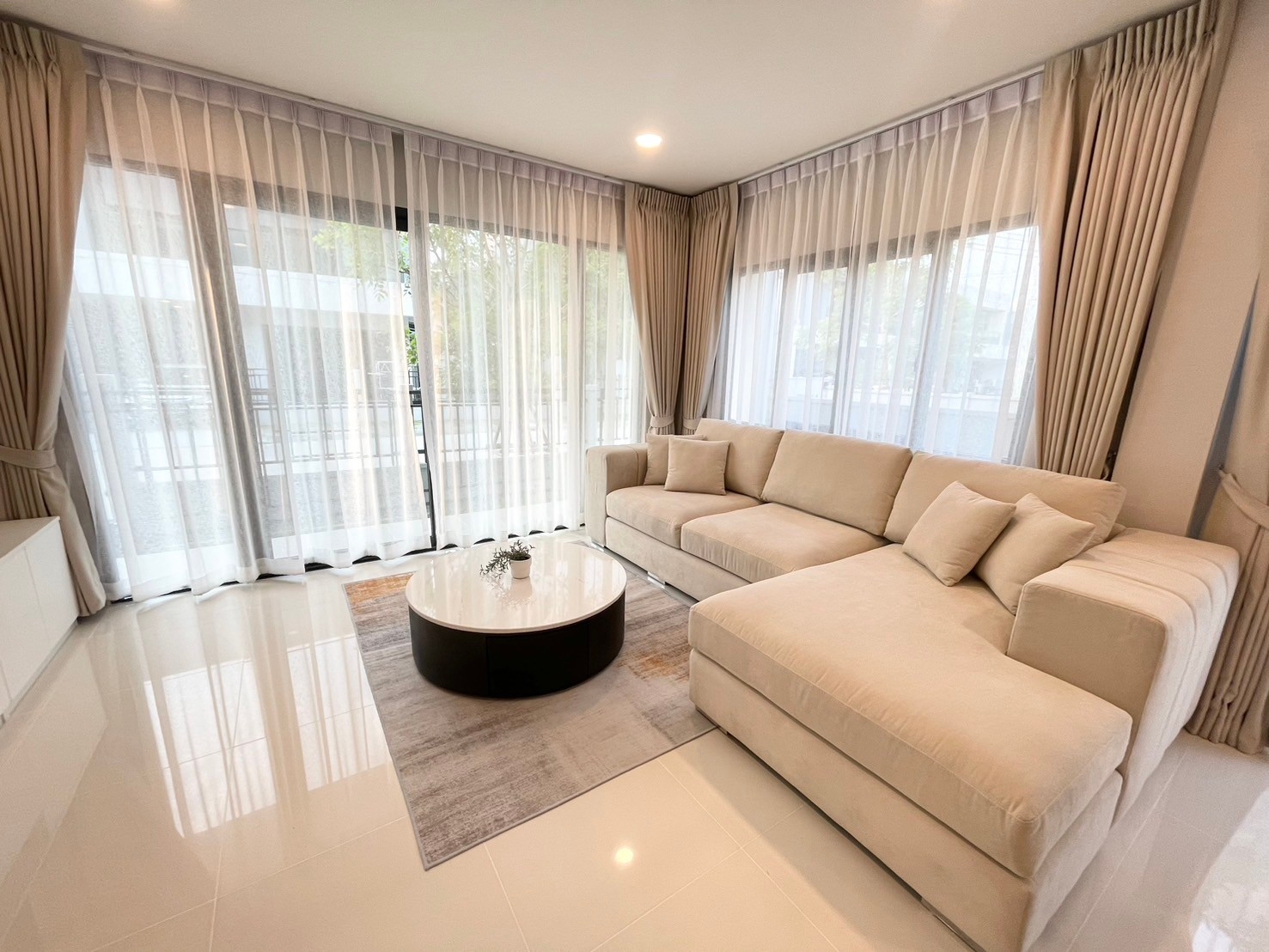 4 ห้องนอน บ้านเดี่ยว สำหรับเช่า ใน บางแก้ว, บางพลี, สมุทรปราการ - Image 2