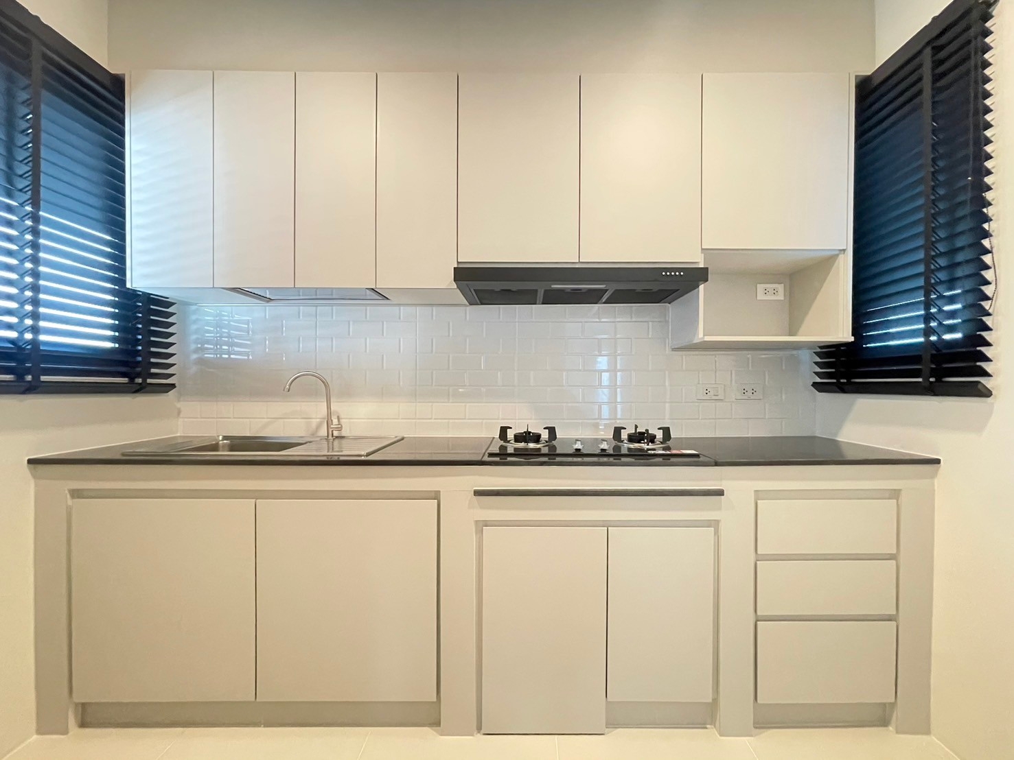 4 ห้องนอน บ้านเดี่ยว สำหรับเช่า ใน บางแก้ว, บางพลี, สมุทรปราการ - Image 8