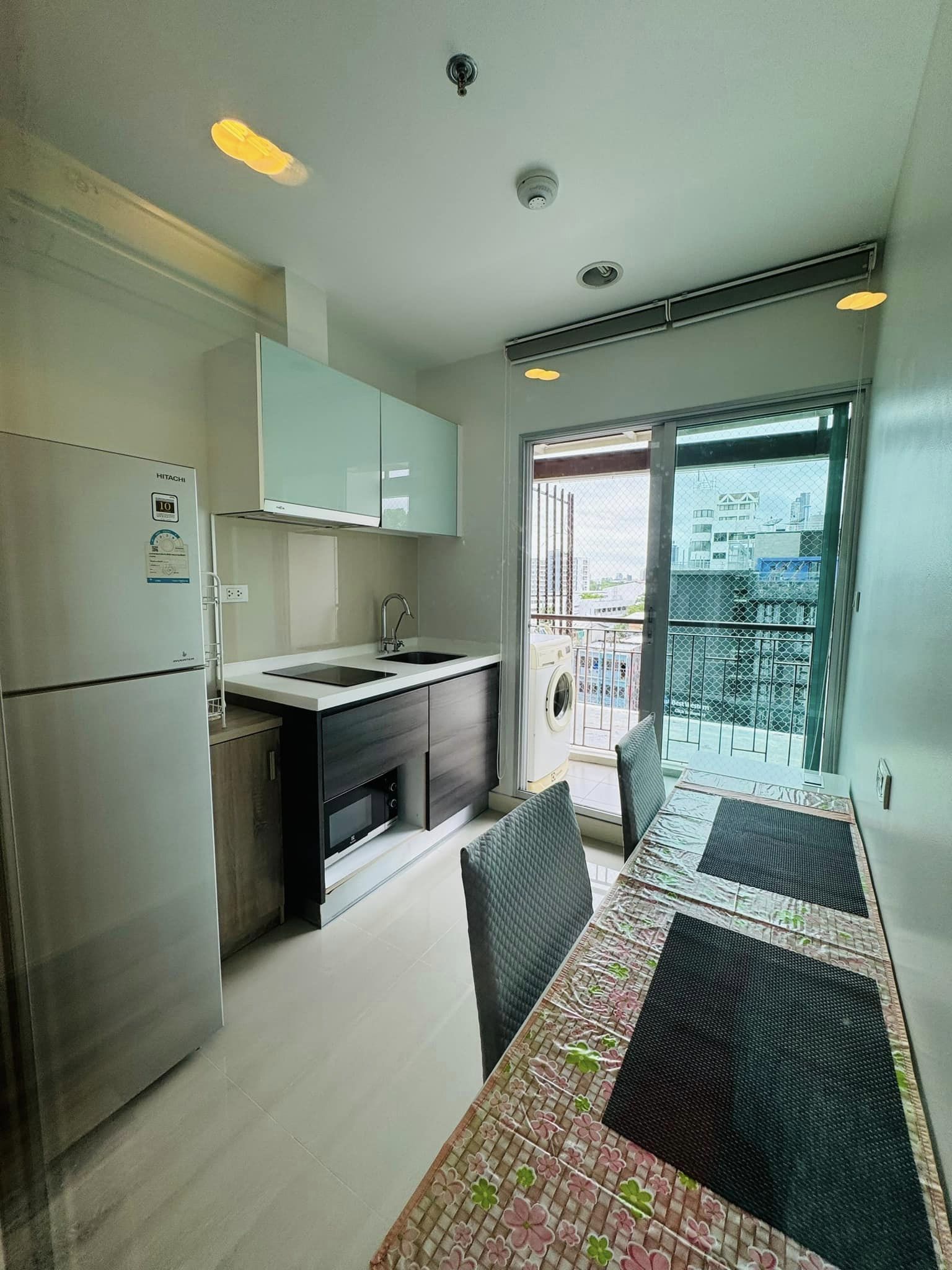 Centric Sathon-St Louis - Image 3