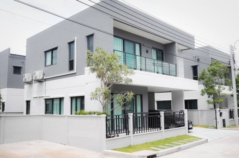 4 ห้องนอน บ้านเดี่ยว สำหรับเช่า ใน บางแก้ว, บางพลี, สมุทรปราการ - Image 1