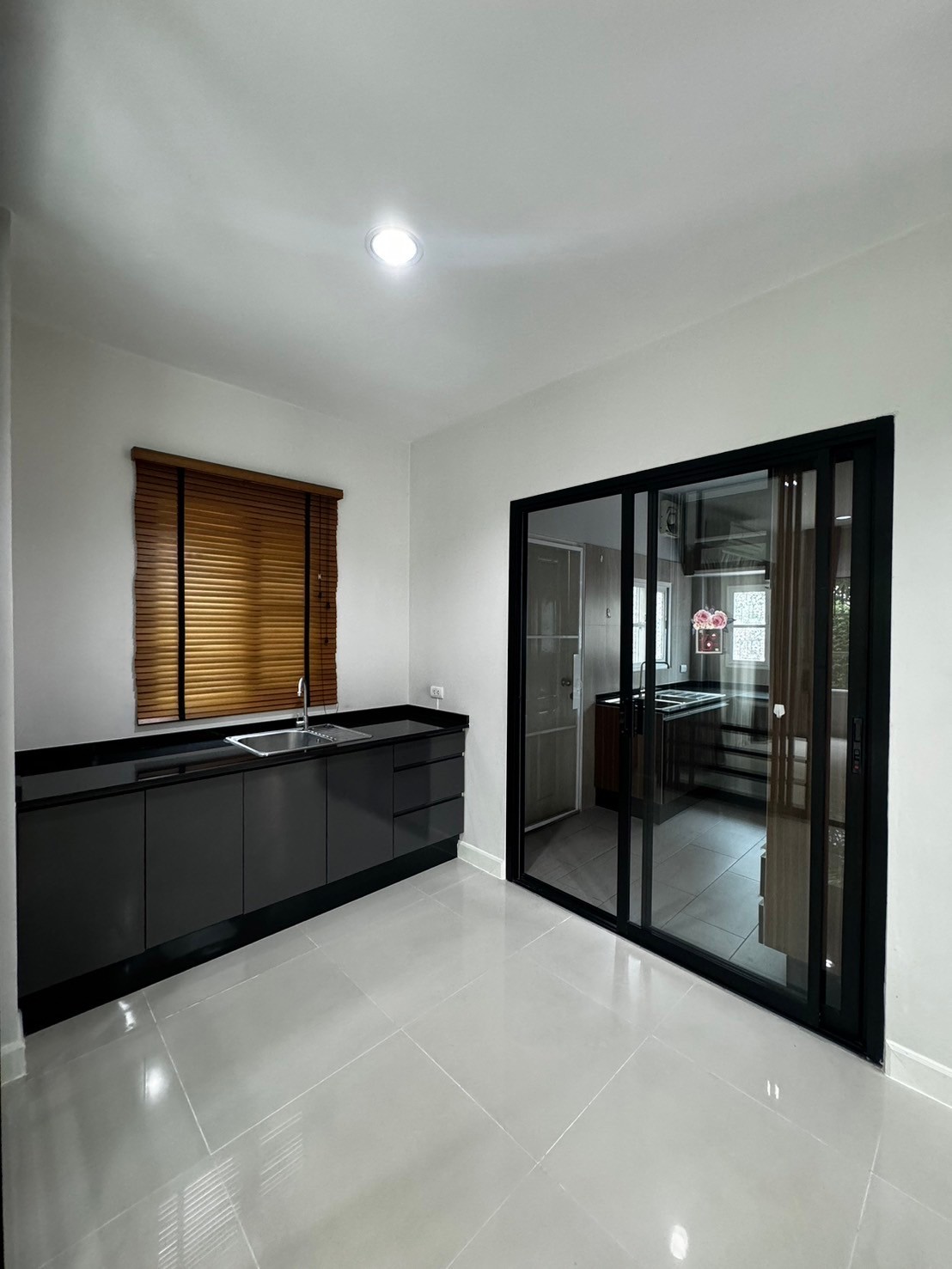 The Centro Sukhumvit 113 - Image 4