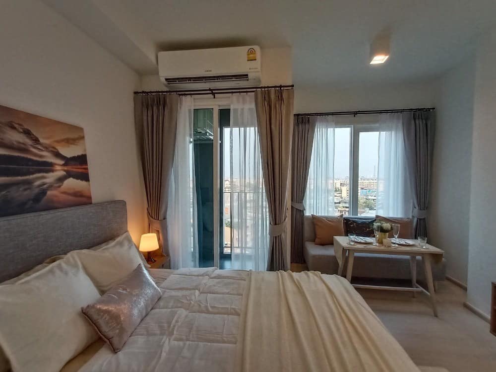 Studio Condo For Sale in Huai Khwang, Huai Khwang, Bangkok - Image 1