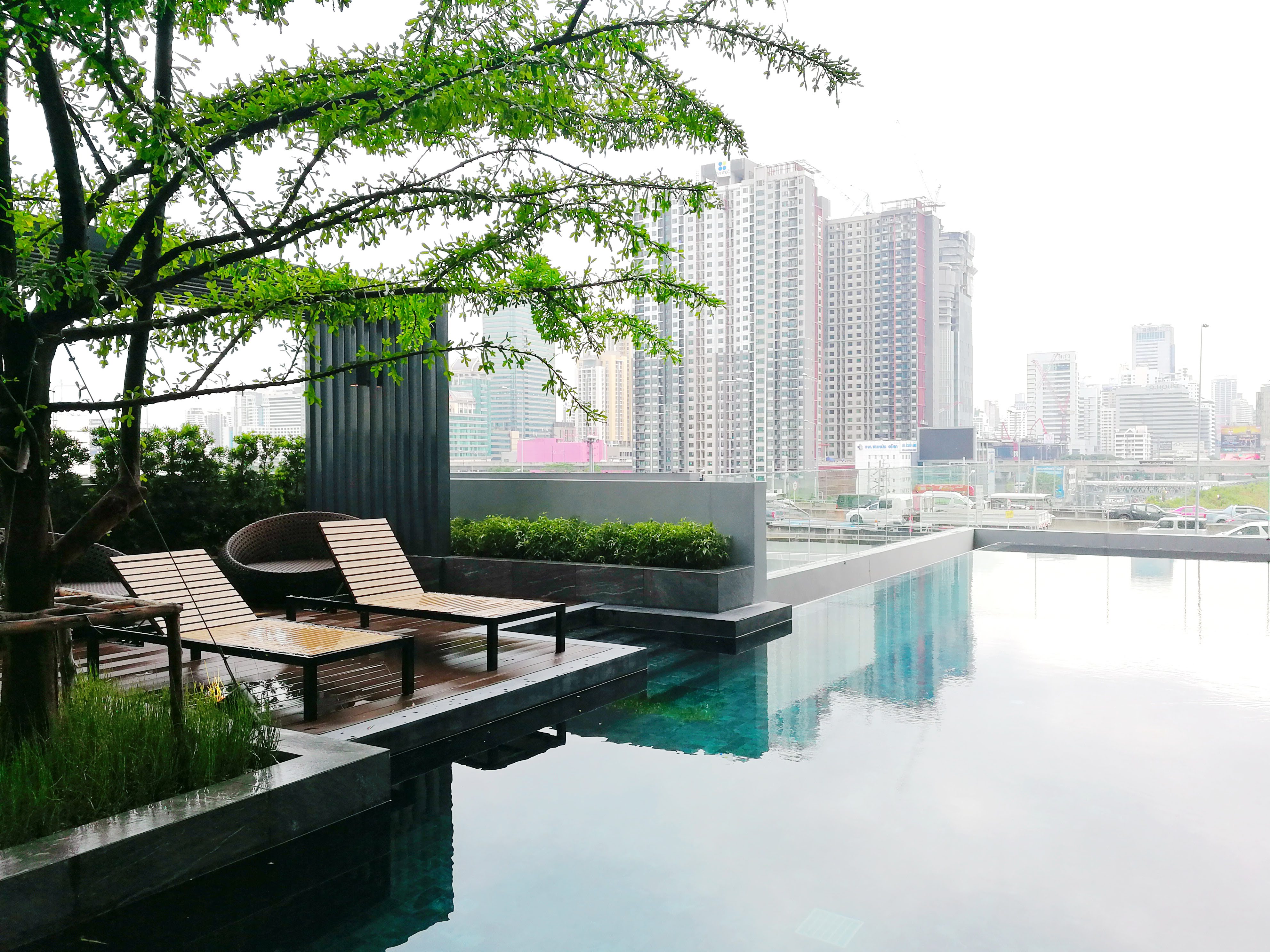 Chewathai Residence Asoke - Image 31